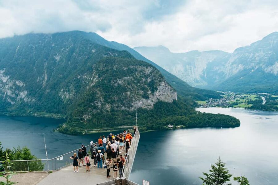 Vienna: Hallstatt & Alpine Peaks Day Trip with Skywalk Lift - Salzkammergut in One Day: The 13-Hour Rhythm