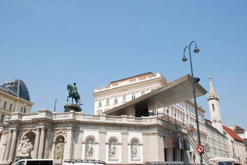 Vienna: History Highlight Walking Tour - Roman Vienna and the Michaelerplatz Excavations Stop