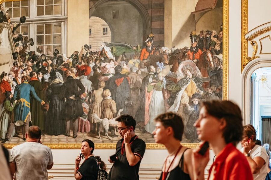 Vienna: Hofburg and Empress Sisi Museum Guided Tour - Inside the Imperial Apartments: where Sisi’s world becomes tangible