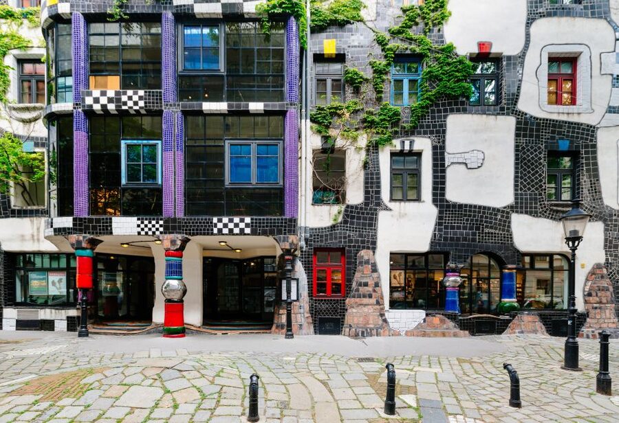 Vienna: Hop-On Hop-Off Sightseeing Bus Tour in 19 Languages - Blue Line through museums, Prater, and the Danube Tower zone