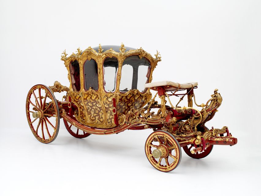 Vienna: Imperial Carriage Museum in Schönbrunn Palace Ticket - The Baroque imperial coach, the highlight that sets the mood
