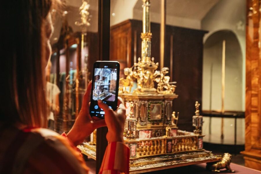 Vienna: Imperial Treasury in the Hofburg Palace - The Golden Fleece and the luxury codes of elite order