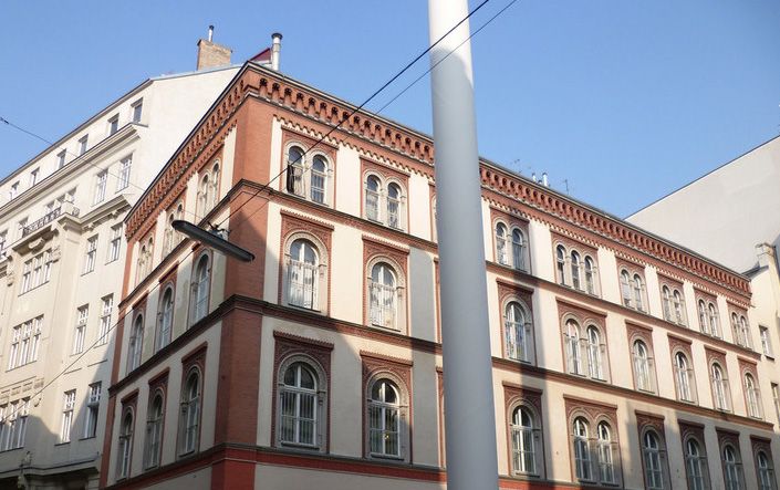 Vienna: Jewish Life in Leopoldstadt 2-Hour Walking Tour - What you will not get: synagogue entry and food plans