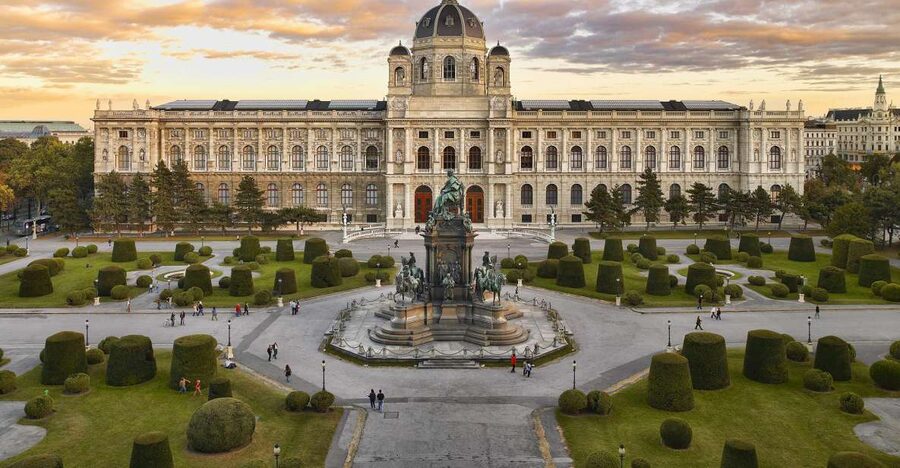 Vienna Kunsthistorisches Museum Day Admission Ticket - Kunstkammer craft rooms: goldwork, filigree, and the joy of tiny details