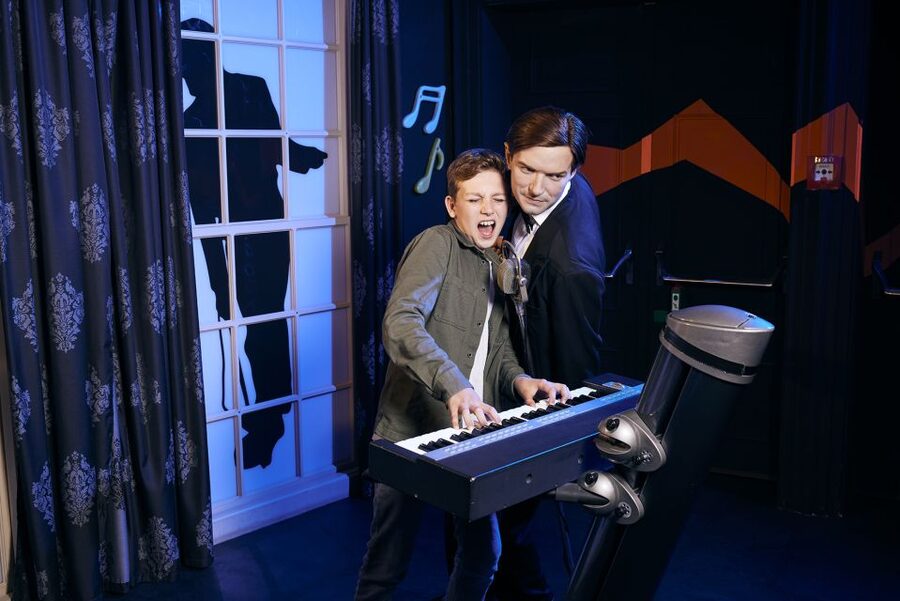 Vienna: Madame Tussauds Admission Ticket - Celebrity Photo Moments, from Leonardo to Ryan Gosling