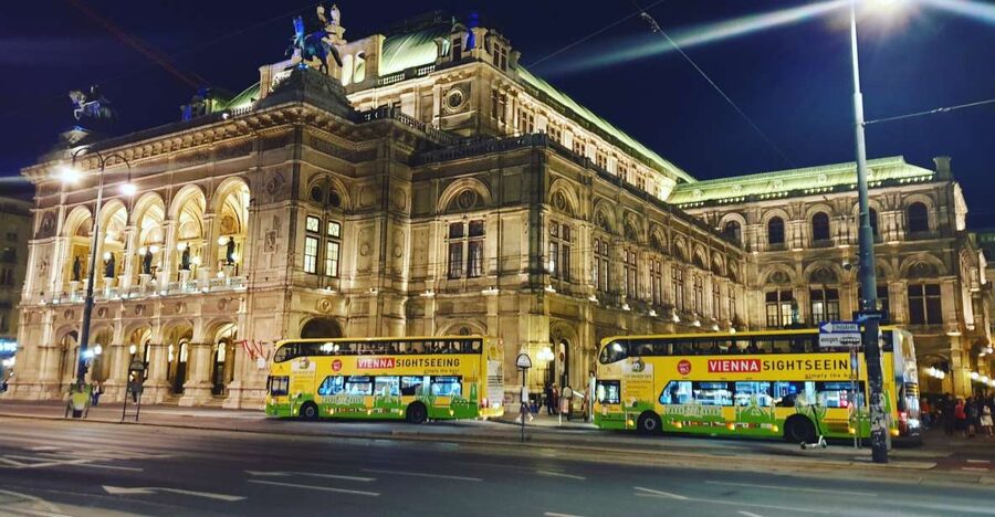 Vienna: Panoramic Night Tour by Bus - Getting to the meeting point near Oper, Karlsplatz and the Vienna State Opera