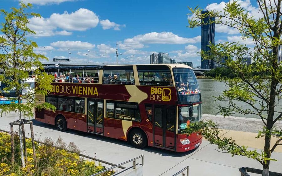 Vienna: Schönbrunn, Belvedere, Big Bus, Giant Wheel & Cruise - Belvedere Palace and Klimt’s The Kiss, plus ornate indoor wow