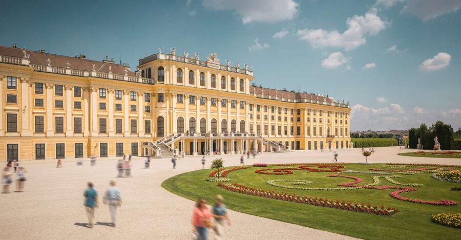 Vienna: Schönbrunn Palace Entry Ticket and Wine Tasting - Inside the palace: what the Grand Tour route actually covers