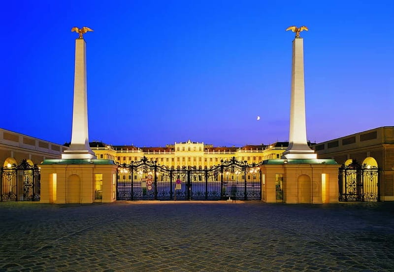 Vienna: Schönbrunn Palace Evening Tour, Dinner and Concert - A Six-Hour Evening Plan at Schönbrunn, from 5:15 PM to about 10:15 PM