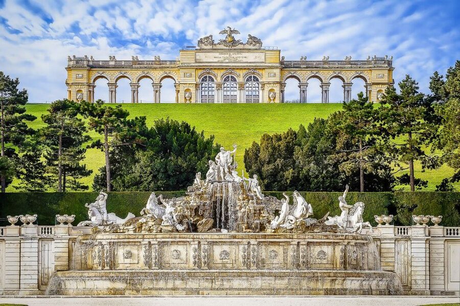 Vienna: Schönbrunn Palace & Gardens Skip-the-Line Tour - The Great Gallery and Hall of Ceremonies, The Two Big Wow Moments