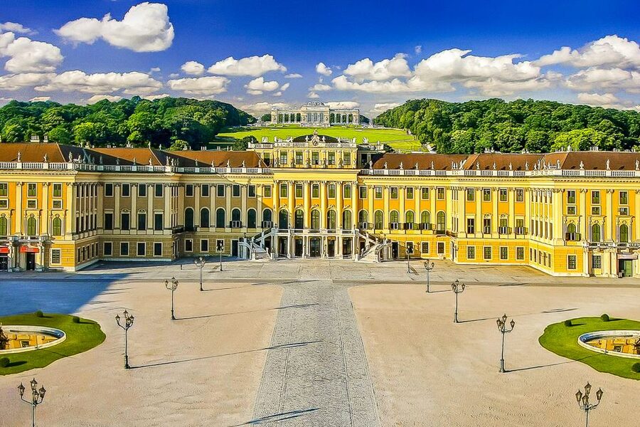 Vienna: Schönbrunn Palace & Gardens Skip-the-Line Tour - 40-Meter Scale Meets Habsburg Stories, Including Empress Sissi