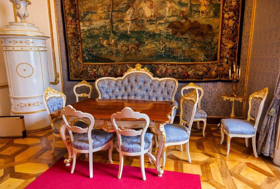 Vienna: Skip-the-Line Schonbrunn Palace Private Tour - Price and value: is about $267 per person reasonable here?