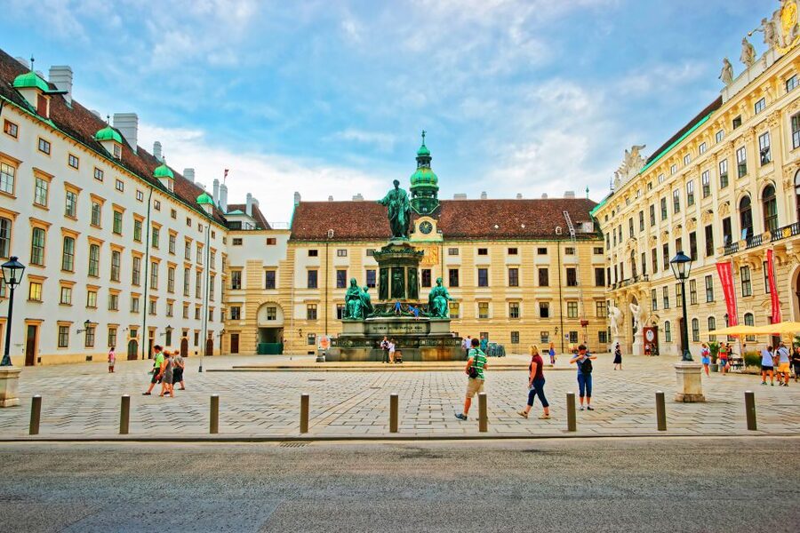 Vienna: Skip-the-Line Sisi Museum, Hofburg and Gardens Tour - Should you book this Hofburg and Sisi Museum tour?
