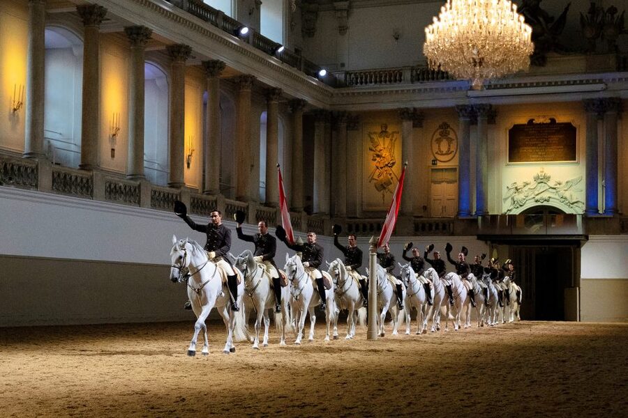 Vienna: Spanish Riding School 45-Minute Performance Show - What the Spanish Riding School 45-minute show actually is