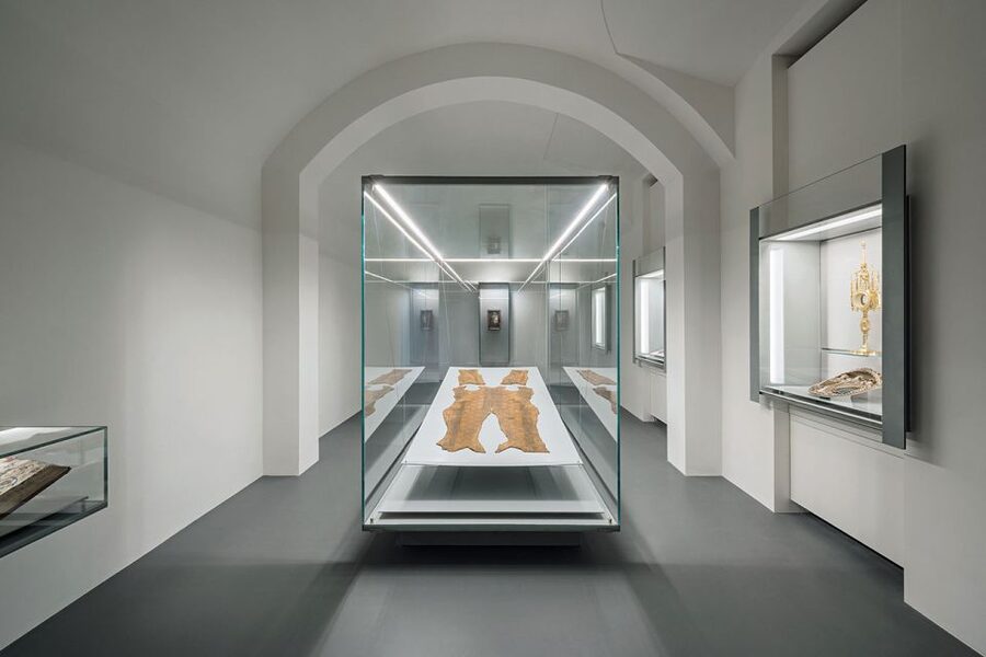 Vienna: St. Stephen's Cathedral & Dom Museum Wien Tickets - Start at Dom Museum Wien, then build your perfect cathedral day