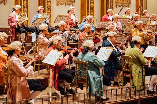 Vienna State Opera House Mozart Concert in Historical Costumes - The Vienna Mozart Orchestra: Mozart-Only Players
