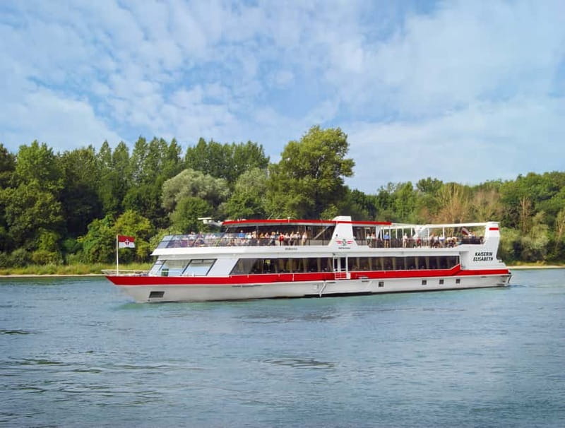 Vienna: Sunset Summer Cruise - Your home base: MS Kaiserin Elisabeth and how boarding works