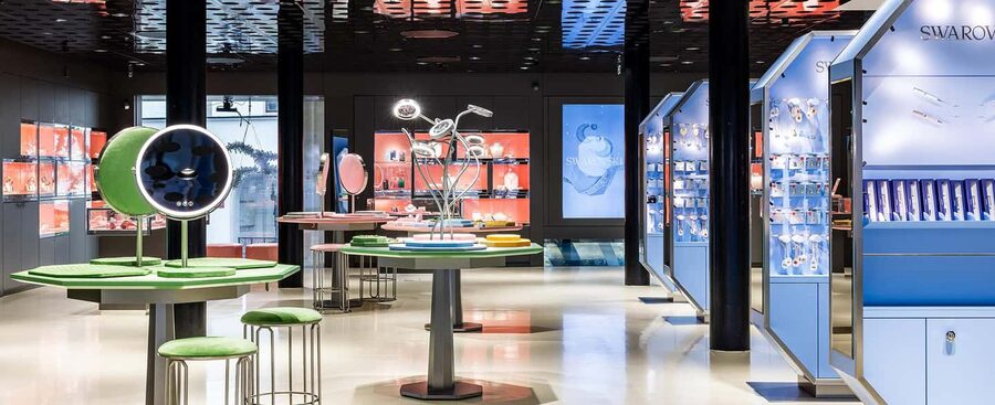 Vienna: Swarovski House Tour with Champagne and Gift - The pop-up store and Crystal Lifestyle shopping: how to shop without losing the fun