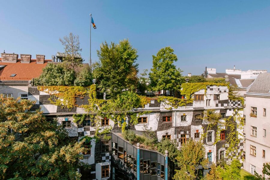 Vienna: Tickets for Kunst Haus Wien: Museum Hundertwasser - Café Friedlich and the green courtyard: how to pace your visit