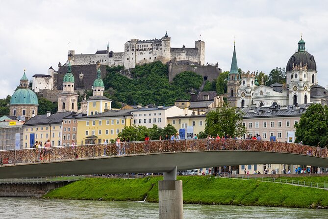Vienna To Hallstatt Day Tour With Hotel Pick-Up And Drop Off - Landzeit breakfast and coffee, plus built-in toilet breaks