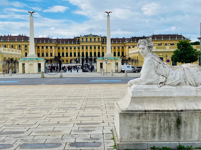 Vienna: UNESCO Schönbrunn Palace Guided Tour with Entry - Palace Time: 90 Minutes of the Most Important Rooms