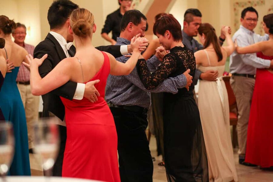 Vienna: Viennese Waltz Workshop for Couples - Meet Your Instructor at the Waltz School Reception